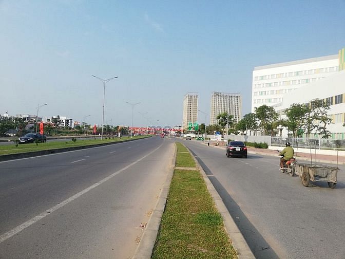 Hình ảnh Bán gấp lô đất 81m2 mặt đường Bùi Viện, đối diện bệnh viện Vinmec