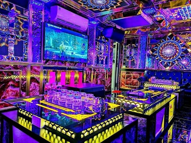 Hình ảnh Nhà Cho Thuê Kinh Doanh KARAOKE LUXURY