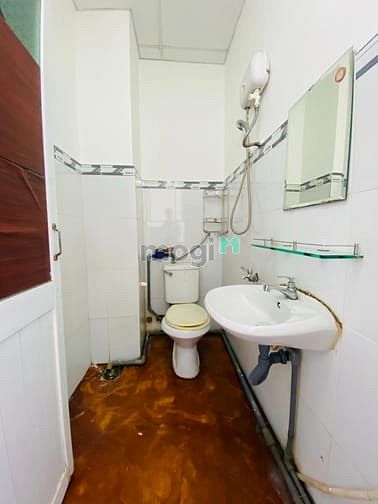 Hình ảnh Căn Hộ Balcon, Cửa Sổ. FULL NT cực đẹp, Thang Máy, Bảo Vệ.
