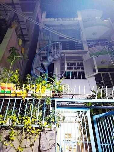 Hình ảnh Bán gấp nhà Cô Giang, Q1, 54m2, 4 lầu, 6.7 tỷ