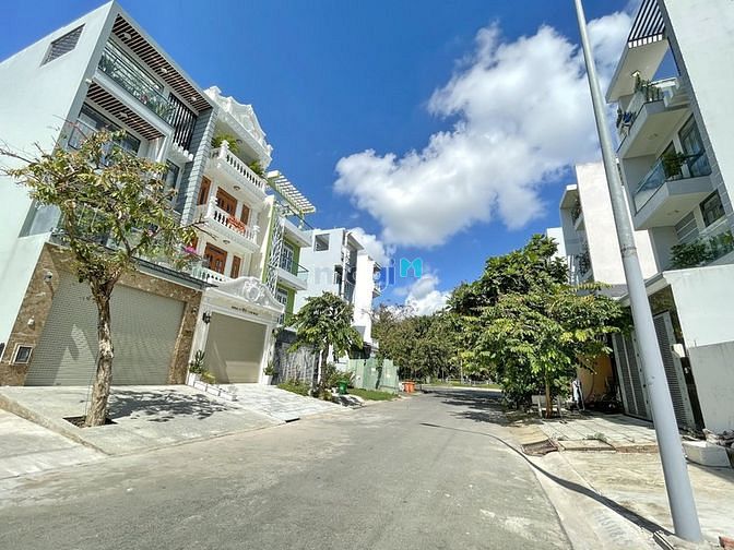 Hình ảnh Lô đất thổ cư cực đẹp KDC Phú Mỹ, Q7
