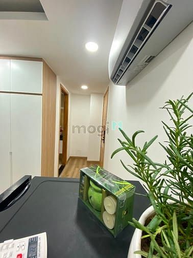 Hình ảnh Studio FNT. Có ban công . Gần cầu Kênh Tẻ , cầu HimLam, LOOTE, BigC ,