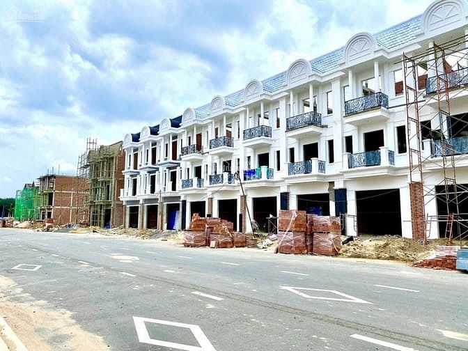 Hình ảnh Nền đất 100m2 chỉ 620 triệu cách sân bay QT Long Thành 3km, đã có sổ.