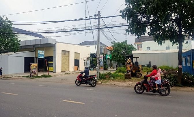 Hình ảnh Đất sổ riêng thổ cư góc 2mặt tiền đường Bùi Hữu Nghĩa 10x16m giá 7tỷ8