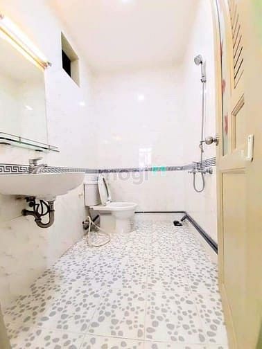 Hình ảnh Cho Thuê Căn Hộ 35M2 Đường Hòa Bình, Đầy Đủ Nội Thất Cao Cấp