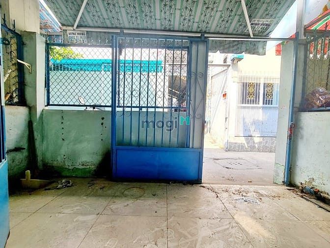 Hình ảnh Nhà cấp 4 vị trí đẹp hẻm 994 Huỳnh Tấn Phát Q. 7