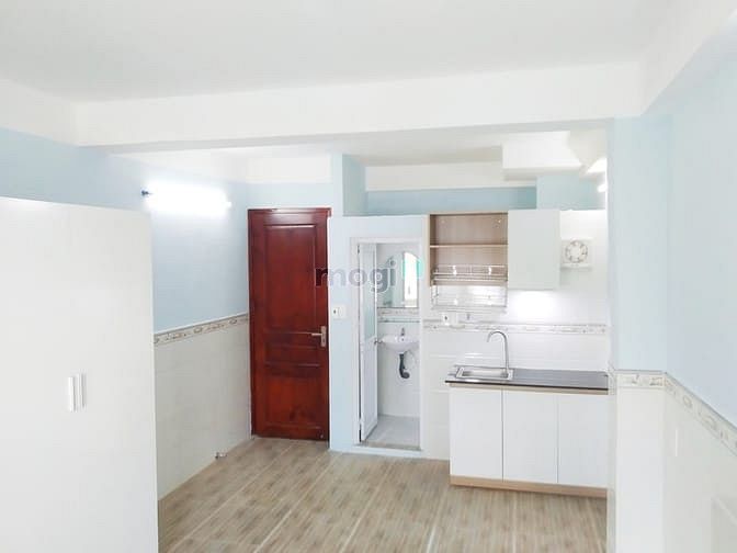 Hình ảnh Phòng mới xây, full nội thất, thang máy, điện chỉ 3k