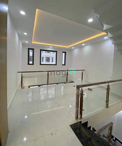 Hình ảnh Cho thuê nhà mới 122/3c Phạm Văn Hai, phường 3, quận Tân Bình