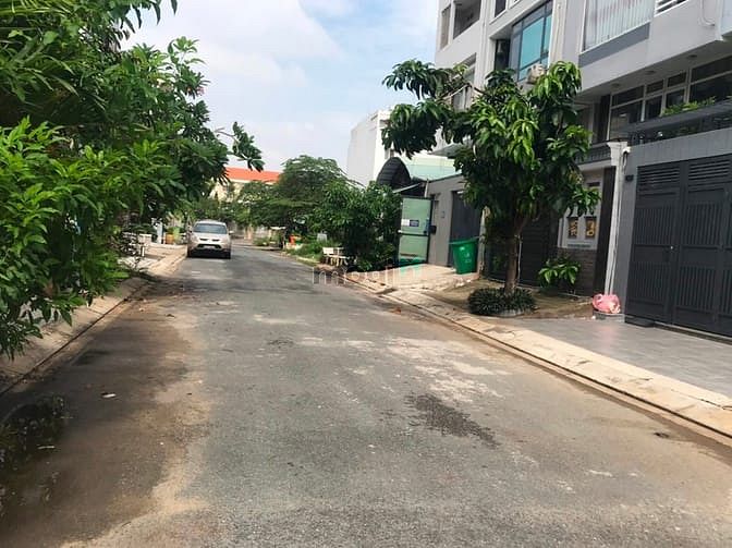 Hình ảnh Cho Thuê Nhà gần ĐH Văn Lang, HXH, 6mX18m, Đặng Thùy Trâm
