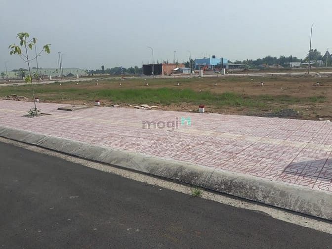 Hình ảnh Đất sổ hồng riêng, sát Bên trung tâm TP Bến Cát- giá 750triệu