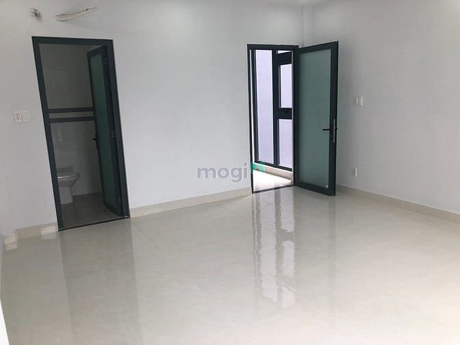 Hình ảnh Nhà Cho Thuê CHDV 12PN Quận 10