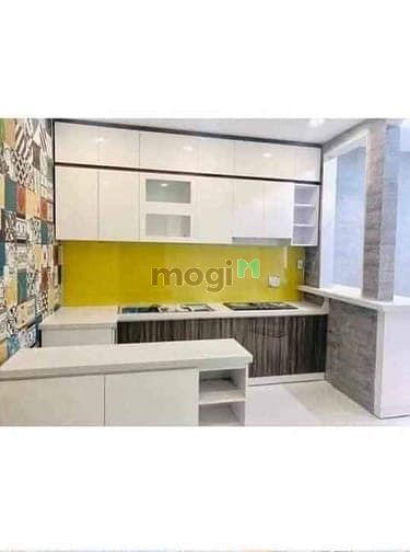 Hình ảnh Bán Nhà Trần Quang Diệu Quận 3, 34m2 Chỉ 4.3 Tỷ.