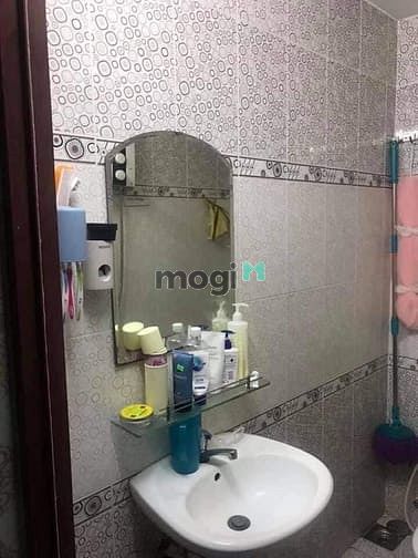 Hình ảnh Bán gấp nhà đẹp 5 tầng - Đường số 4 Cư Xá Đô Thành, Quận 3, chỉ 6 tỷ 9