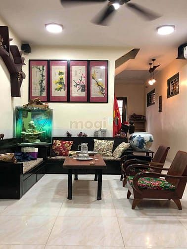 Hình ảnh Cần bán nhà 46m2 cách mặt phố đội cấn 30m giá hơn 4 tỷ