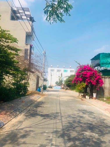 Hình ảnh Đất đường 8 Lò Lu Quận 9, diện tích 50m2, giá bán 2,78 tỷ