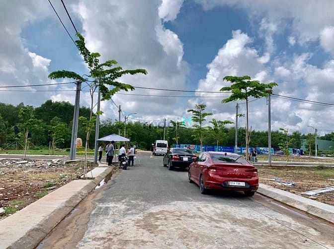 Hình ảnh Đất đối diện cổng chính SÂN BAY LONG THÀNH GIÁ RẺ