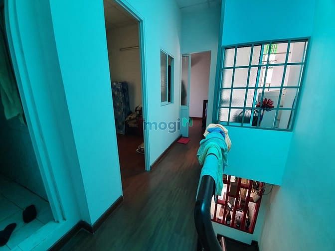 Hình ảnh Chỉ 1 Căn Ra ngay MT lớn Phan Đăng Lưu. 33M2 Chỉ 4.1 Tỷ