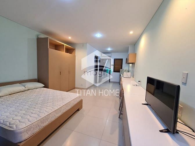 Hình ảnh Studio ban công cửa sổ lớn GIÁ RẺ_bếp rộg xa giường ngủ, nội thất mới