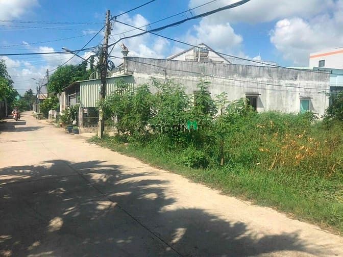 Hình ảnh Đất nền Bình Chánh 80m2 full thổ sổ hồng riêng cách chợ Bình Chánh 800