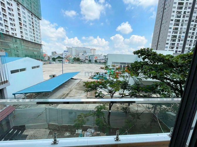 Hình ảnh CH30m2, mới tinh, Đường D1- Nguyễn Gia Trí Bình Thạnh, ban công thoáng