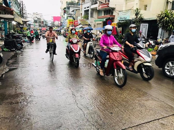 Hình ảnh Nhà Mặt tiền chợ Bà Chiểu p2 Bình Thạnh 43m2 8.7 tỷ.