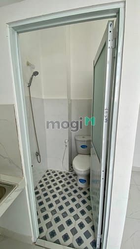Hình ảnh Phòng trọ trung tâm quận 7, có ban công