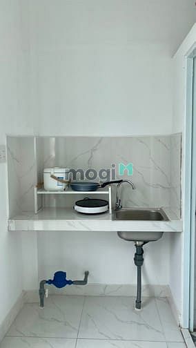 Hình ảnh Phòng trọ trung tâm quận 7, có ban công