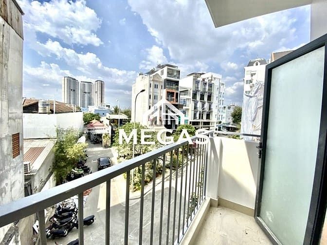 Hình ảnh Mb6623 nạp rút nhanh chóng dịch vụ ban công rộng rãi+ thoáng mát - Quận 2