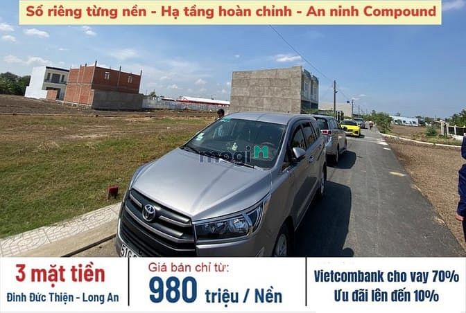Hình ảnh 𝘽𝙖́𝙣 𝙜𝙖̂́𝙥 nền đất 𝙣𝙤̛̉ 𝙝𝙖̣̂𝙪 130m2, Vietcombank cho vay.