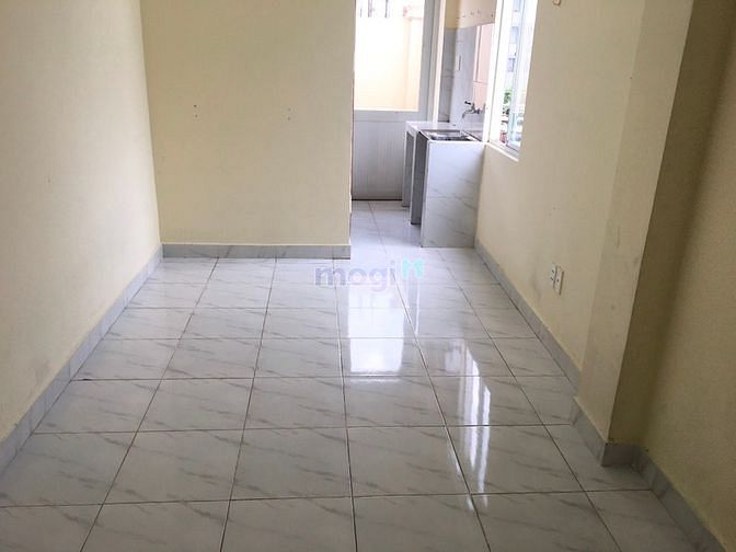 Hình ảnh Cho thuê phòng trọ: máy lạnh,bancon,cửa sổ, 2tr, Q7