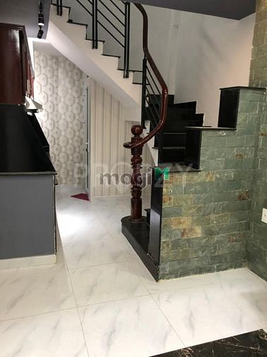 Hình ảnh Cho thuê nhà Cao Đạt Q5 Nhà 5 tầng 4pn chỉ 15 triệu