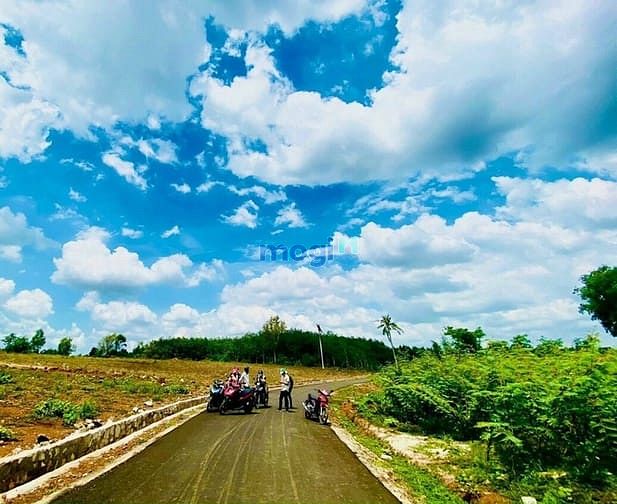 Hình ảnh Cần sang tên khu đất dân sổ đỏ riêng bên Phú Mỹ, Bà Rịa