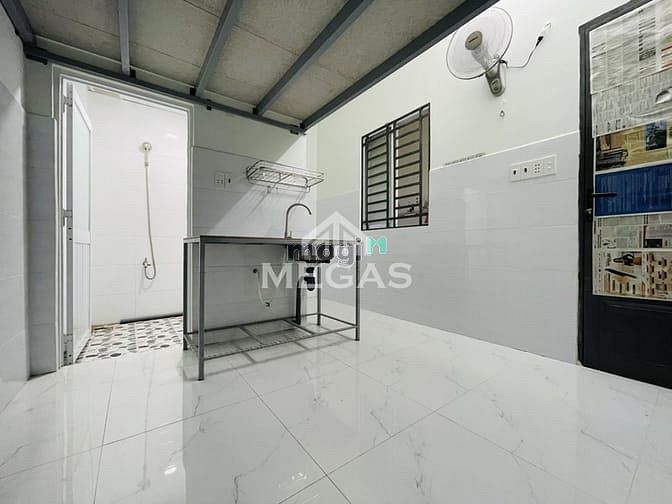 Hình ảnh Mới - Có gác - tại Hương Lộ 2 quận Bình Tân