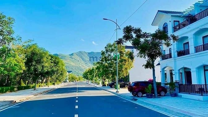 Hình ảnh Nền Golden Bay 602 view đẹp giá tốt