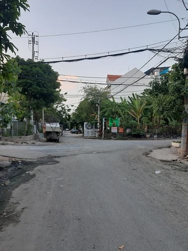 Hình ảnh 9,8m x 19,7m 1236/.. Lê Văn Lương