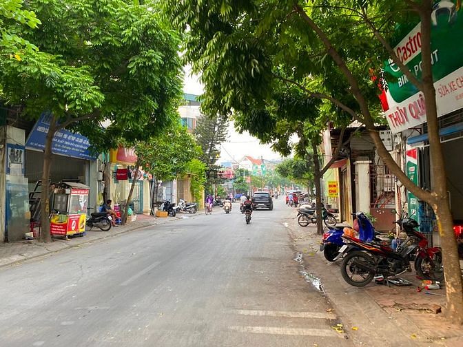 Hình ảnh Bán đất mặt Phố Hoàng Thế Thiện, kinh doanh buôn bán sầm uất, mặt tiền