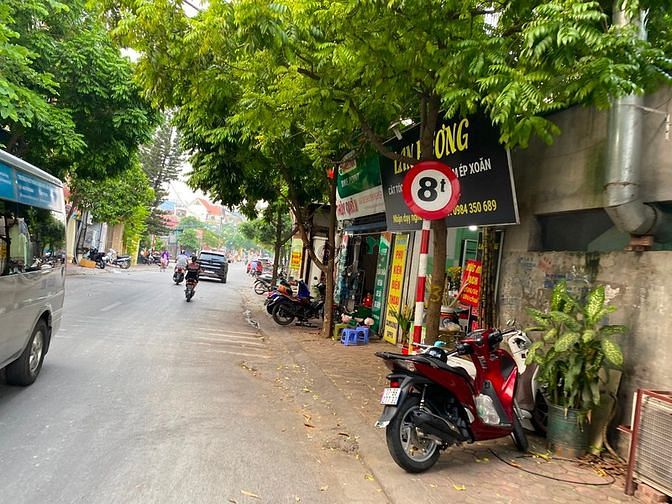Hình ảnh Bán đất mặt Phố Hoàng Thế Thiện, kinh doanh buôn bán sầm uất, mặt tiền