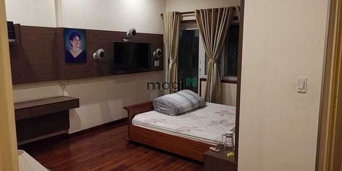 Hình ảnh Cho thuê nhà 3/2 Q10, 7x17m 3T thang máy chỉ 50 triệu