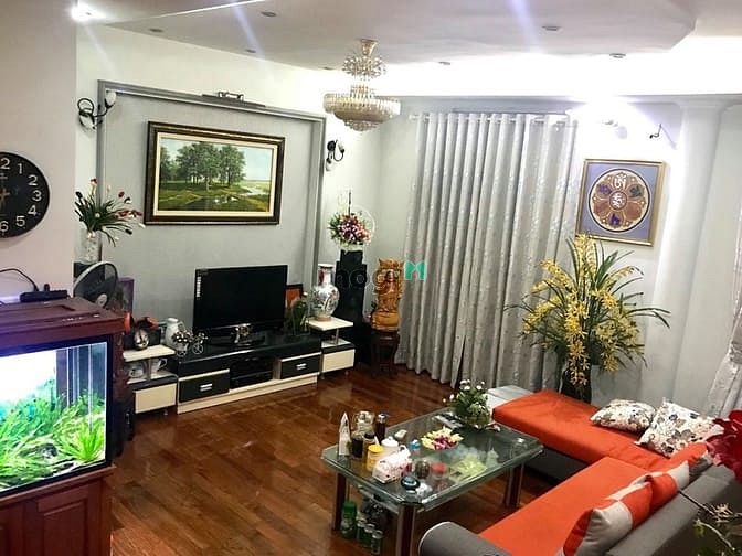 Hình ảnh Bán nhà Đội Cấn, 70m2, 5 tầng, gần phố, 8,3 tỷ