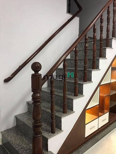 Hình ảnh Cho thuê nhà 1 trệt 2 lầu. 4PN,3WC Quận 9