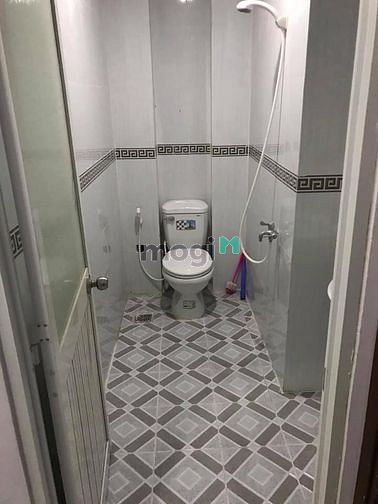 Hình ảnh Cho thuê nhà 1 trệt 2 lầu. 4PN,3WC Quận 9