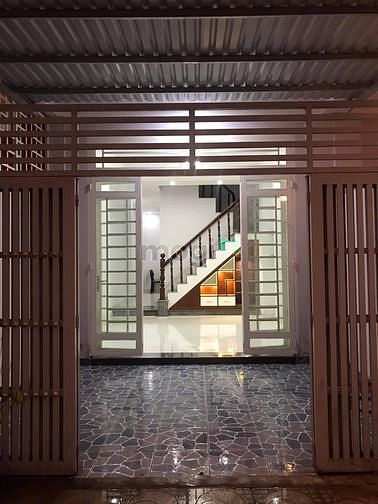 Hình ảnh Cho thuê nhà 1 trệt 2 lầu. 4PN,3WC Quận 9