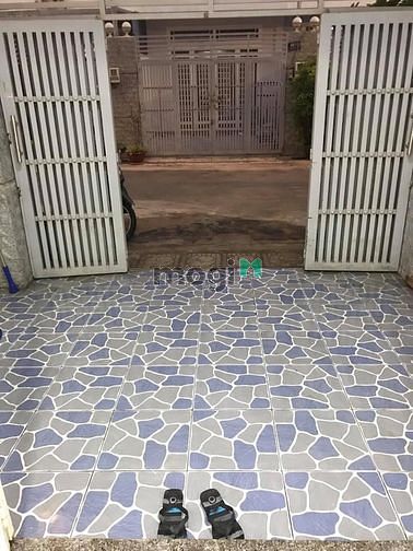 Hình ảnh Cho thuê nhà 1 trệt 2 lầu. 4PN,3WC Quận 9