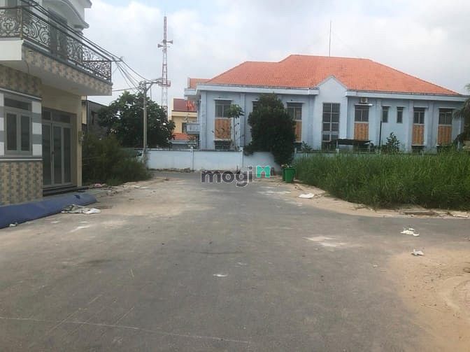 Hình ảnh Bán đất thổ cư, đã có sổ tại Xã Quy Đức, Bình Chánh. Bank hỗ trợ 90%