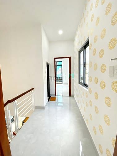 Hình ảnh Nhà đẹp mới hoàn thiện hẻm Trần Văn Khánh Q7