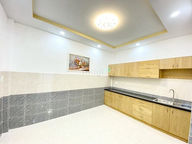 Hình ảnh Nhà đẹp mới hoàn thiện hẻm Trần Văn Khánh Q7