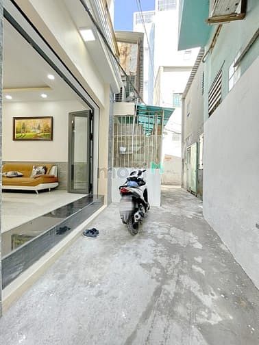 Hình ảnh Nhà đẹp mới hoàn thiện hẻm Trần Văn Khánh Q7