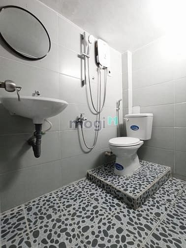 Hình ảnh Mb6623 nạp rút nhanh chóng Duplex Cống Quỳnh, Q1- ban công lớn, có gác, bếp siêu rộng.