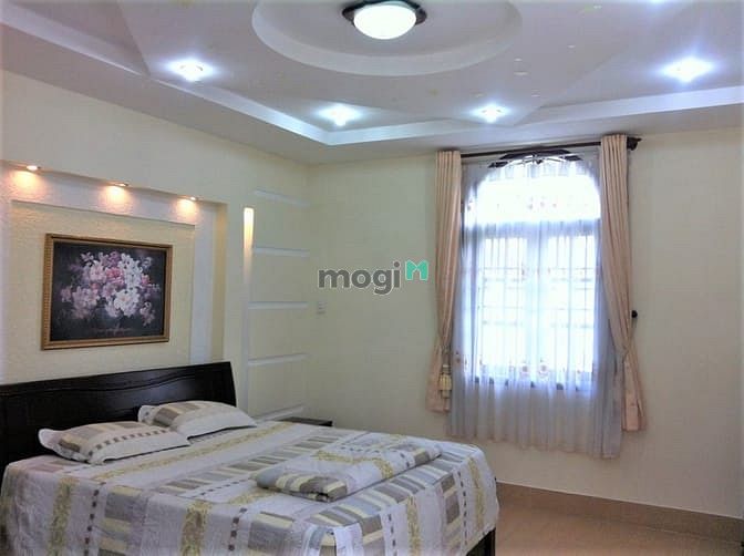 Hình ảnh Cho Thuê Villa Sân Vườn 10x18m - Phong Cách Cổ Điển - Giá 3000$/Tháng