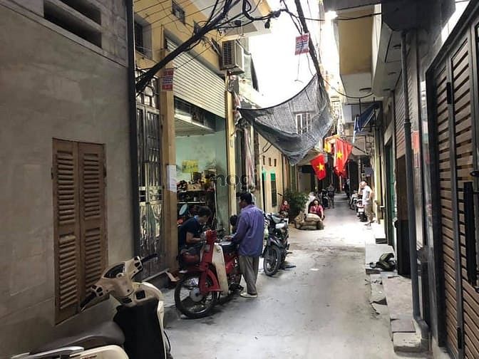 Hình ảnh Bán nhà Khâm Thiên, 37m2, 4 tầng, ngõ 3 gác, 2,9 tỷ